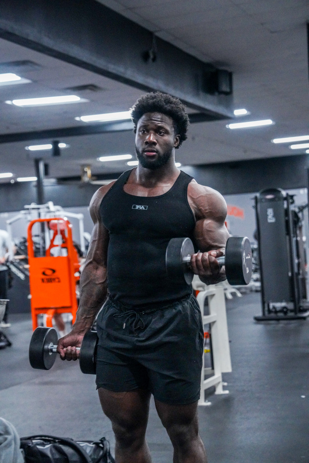 Athletic Shorts in black, lifting in the gym