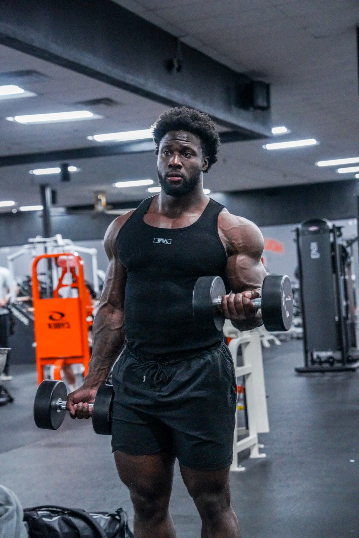 Athletic Shorts in black, lifting in the gym