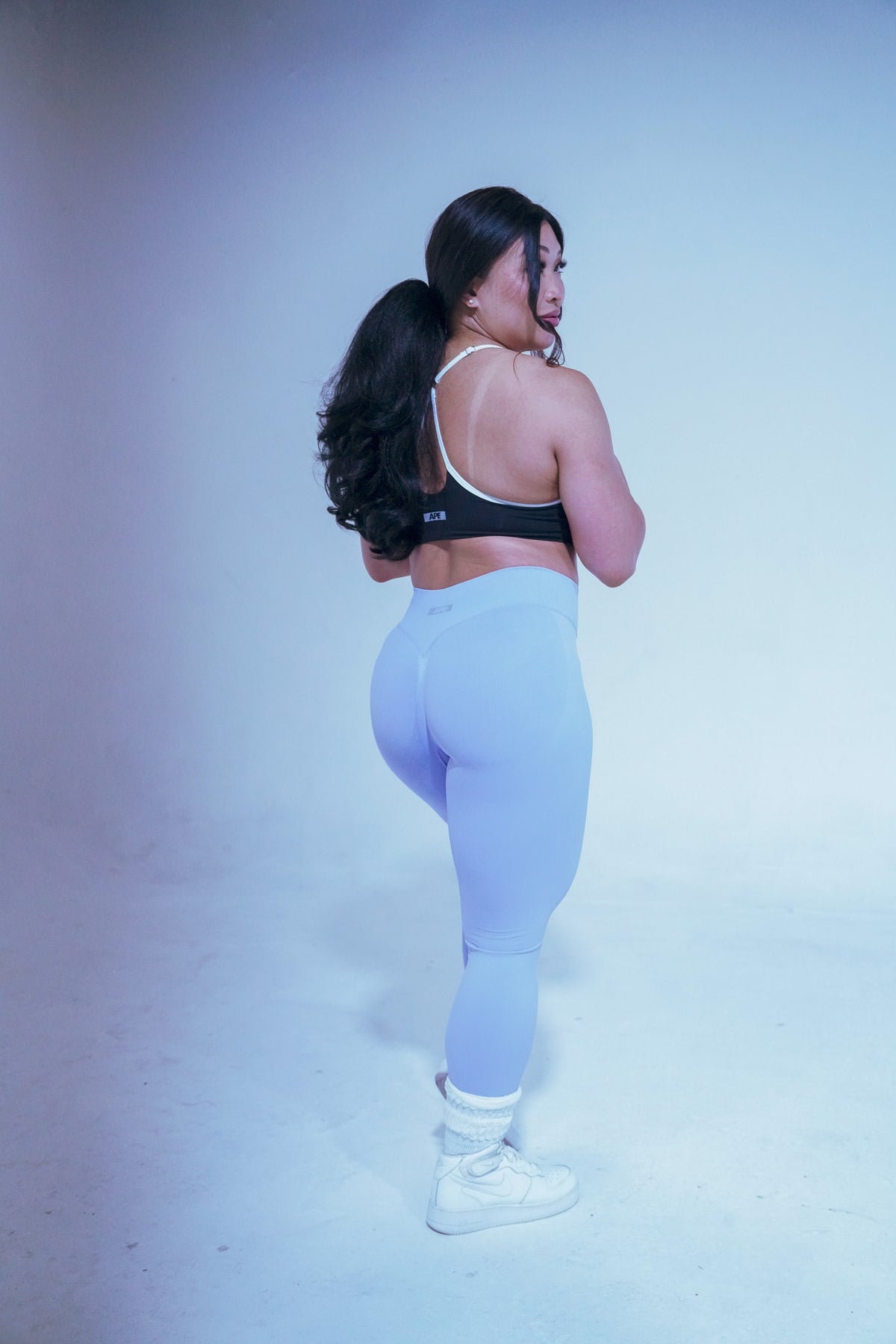 Athletic Performance Leggings in lavender, back